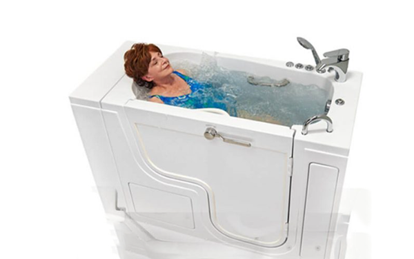 lady-bath.png